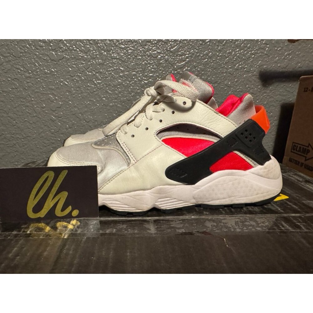 Mens 8 Nike Air Huarache Icon White Pink Black Athletic Running Shoes DX4259-100